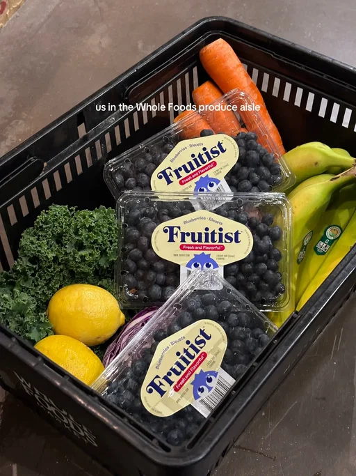 Find fruitist berries at Whole Foods 💘 #wholefoods #blueberries #fruitist #groceryhaul #healthysnacks