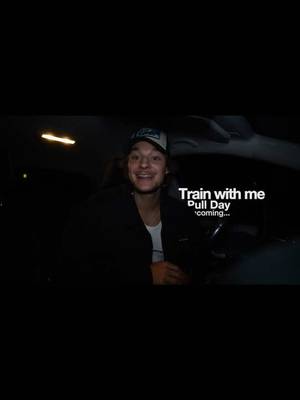 Train with me - Pull Day incoming… #blowup #GymTok #fun #gym #gymroutine 