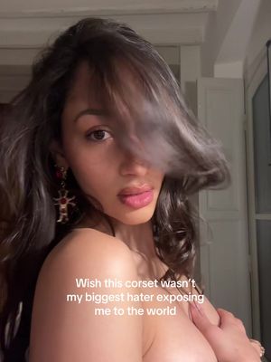 Dancing with my hands covering boobs whole night 😭
