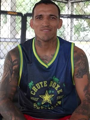 E a regressiva continua! ⏳ Faltam SÓ DEZ DIAS para o #CharlesDoBronxs entrar em ação! 🔥 O iluminado luta pelo cinturão BMF contra o Max Holloway no #UFC326! 🏆 [ 7 de março | Ao vivo SOMENTE no @ParamountPlusBR ] #UFC #MMA #TikTokEsportes