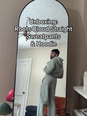 Unboxing the @Roots Cloud Straight Sweatpants & Hoodie #toronto #roots #grwm #OOTD 