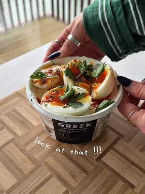 ad a Turkish Egg Inspired Viral Cheesecake with @Waitrose & Partners 🤭 Waitrose challenged me & I knew what I had to do !! To make yours… 🍳 500g No 1 Fat Free Strained Natural Greek Yoghurt 🧄 1/3tsp Garlic (minced or fresh) 🌿 Handful dill 🧂 Salt & Pepper Mix the above thoroughly before pushing in Salt & Pepper Crackers. Refrigerate for 4-6 hours. Top with: 🥚 2 Soft Boiled Eggs 🧈 Waitrose’s No 1 Smoked Paprika Butter 🌿 Fresh Parsley Enjoy !! XX TOP TIP: I’d advise separating this into 2 separate containers for better surface area for your eggs & crackers. 🙂‍↕️ 