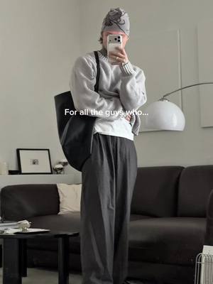 Simple casual menswear 