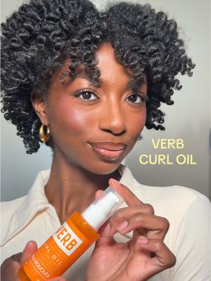 Girl math 101: The more use I find for a product, the less it cost in my mind 🙂‍↕️ and I am making great use of @Verb Products new curl oil! #verbpartner 