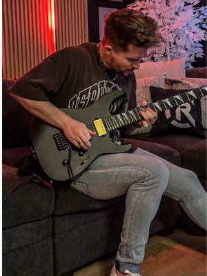 Wrote this ripper for @Anthony Vincent’s debut single “Into A Nightmare” and it’s OUT NOW. 🔥 Go listen where you get your music 🎶 • #guitarsolo #guitarist #metal #newmusic