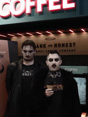 Embracing our dark side with the new dark roast from @Frank and Honest 😈 #ad