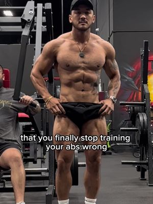 We all know a friend that trains their abs like this 👀 Make better gains. Join my 3-5 day programs.  🔗 in my bio  -Exercise videos and set up instructions  -Alternative exercises  -Form checks (by me!) -Ask me questions in the team chat  -Track progress in app  And more!