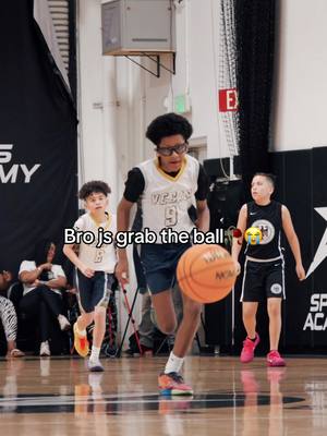 Unmatched hustle tho… respect🫡 #madehoops #viral #hustle #work #trending 