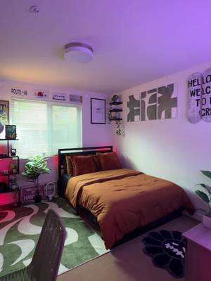 Vibes after work #bedroominspo #bedroomideas #bedroomdecor #smallbedroom 