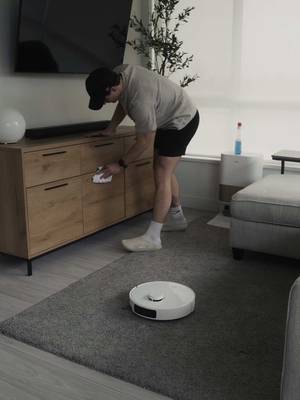 Quick apartment deep clean before leaving for lunch with help from @MOVA USA Official  #MOVA #MOVAP10Gen2 #ASMR #cleaning #speedclean