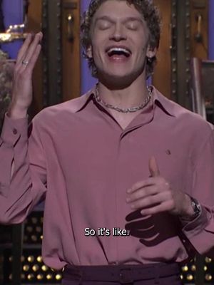 #ConnorStorrie we are obsessed with you 🏒 #SNL