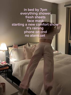my kind of evening ✨🤭🤭🧸🎀 #SelfCare #selfcareroutine #nightroutine #girlythings 