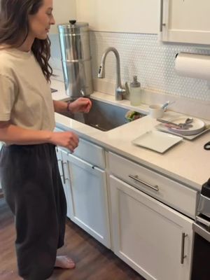 This will forever be our biggest disagreement lol 🫠 Side 1- if the dishwasher isn’t an option, dishes go in the sink  Side 2- if the dishwasher isn’t an option, leave the dishes on the counter  Which camp are you?