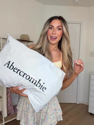 These spring new arrivals !!!! 💐🦢☁️💗 all perfection & maybe my favorite Abercrombie order to date! Everything is in my LTK! #abercrombie #abercrombiehaul #abercrombiestyle #springfashion #springoutfits 