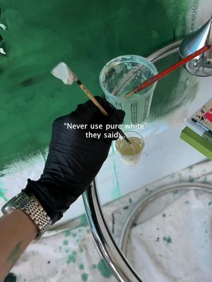 i think it works just fine 🤍 #artist #art #contemporaryart #resin #painting 