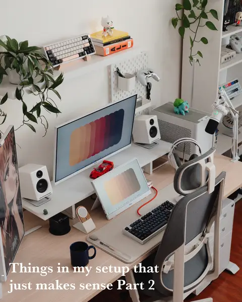 It’s wild to think of how much has changed overtime. There’s probably only 1 item that’s been in the setup since the OG days and that’s my speakers which were featured in Part 1. I honestly don’t see myself changing them anytime soon either, they’re just so solid. 👌🏾 What’s the oldest item that’s still in your setup today? #desksetup #pcsetup #GamingSetup #homeoffice #officedecor 