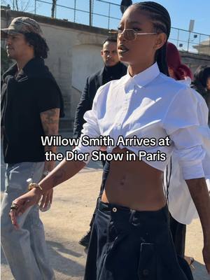 #WillowSmith has arrived at today’s #Dior show in #Paris for #PFW ❤️ Video: @TreyShotYou 