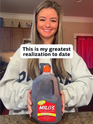 Some call it unnecessary, we call it genius. 👏👏👏   Are you a "pour it in a glass" person or a "straight from the jug" person? 👇  📸: @saylorbrooke #DrinkMilos #MilosMoment #sweettea #LifeHack #tea 