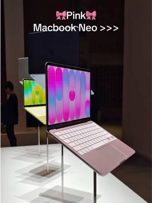 i obvi have a favorite hahahha #isadoestech #macbookneo 