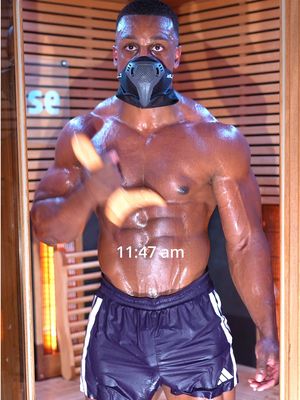 Day 2,134 as an Entrepreneur (sauna, wood therapy, & running) Wood Therapy + Sauna for bloating & water weight🫃.. complete game changer 