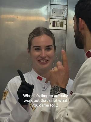 I don’t know if being a butcher was my calling 🤔 #morocco #moroccotrip #girlsfun #travellife 