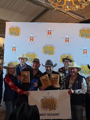 The winners of the 𝟮𝟬𝟮𝟲 𝗚𝗼𝗹𝗱 𝗕𝘂𝗰𝗸𝗹𝗲 𝗙𝗼𝗼𝗱𝗶𝗲 𝗔𝘄𝗮𝗿𝗱𝘀 have been announced! 🥇 The Houston Livestock Show and Rodeo Gold Buckle Foodie Awards spotlight the most creative and over-the-top fair foods at the rodeo, honoring vendors who push the limits of flavor, presentation, and indulgence with new midway eats each year. 🏆🍗 A panel of judges, including @HoustonFoodFinder, put their cholesterol on the line and chose winners from a lineup of finalists in six categories. This year's winners include: Best Fried Food:  🥇 Darlin's Fried Chicken — Chicken fried lobster 🥈 The Original Minneapple Pie — Minneblueberry pie 🥉 Asian Streetness — Deep fried edamame with spicy garlic sauce Classic fair food 🥇 Rousso's Fat Bacon — Dubai chocolate funnel cake fries 🥈 The Finer Diner — Pork-king luau sliders 🥉 Pioneer Wagon — Loaded cowboy fries Best new flavor 🥇 Rousso's Fat Bacon — Bacon jam brisket biscuit 🥈 Asian Streetness — Crunchy sushi balls 🥉 Go Tejano Diner — Torta Best food-on-a-stick 🥇 Asian Streetness — K'boom K-dog 🥈 Pioneer Wagon — Bacon cheeseburger corn dog 🥉 Waffle Chix — Chicken bacon ranch waffle stick Most creative 🥇 Richies Cheese Curd Tacos — Brisket cheese curd tacos 🥈 Texas Sized Pizza/Burger & Chili Shack — Skillet potato melt... plus! 🥉Fields Of Corn — Loaded cowboy corn Best dessert 🥇 Cajun Cowboy — Bacon jam beignets 🥈 Mamacitas Chill & Thrill — Delight 🥉 Waffle Chix — Strawberries & cream waffle stick Try them for yourself at this year's @RodeoHouston! ✍️🏽 @MadmanMario
