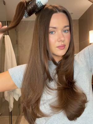 My emotional support heated round brush @Mane by Jen Atkin 