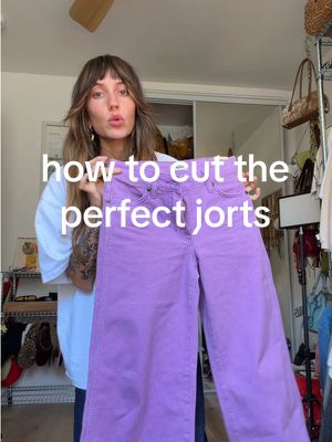 a tutorial on how to cut your pants into shorts / jorts / shants etc :-)  #DIY #jorts 