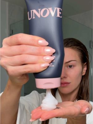 Glass hair in 1 minute ✨ This mask immediately became a new staple in my hair routine We no longer have to go to Korea to get K-haircare’s no. 1 selling hair mask for glass hair @UNOVE.global’s Deep Damage Repair Mask is now available at @sephora. #glasshair #unove #koreanhaircare #hairtok #unovepartner