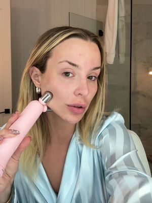 nighttime skincare routine!!!! @medicube global ✨ #medicube #medicubepartner #medicubeMiniBoosterProPlus