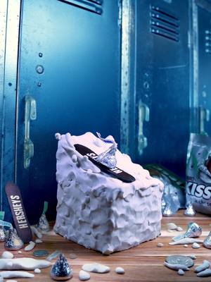 Snack time > air time 🍫 Hershey’s is a Proud Supporter of Team USA #ad #stopmotion #animation 