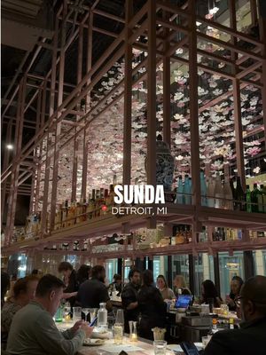 Welcome to Detroit @Sunda New Asian 🍣 got to check them out and had the tastiest bites + coolest vibes. Loved it!! 10/10 ✨ the grand opening is March 10th! #SundaNewAsian #SundaDetroit #Sunday #Detroit #michigan 