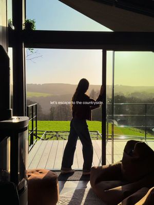 Had the most beautiful stay @Foss Escapes this week 🌱 If you’re looking for a getaway in a lodge in the North Yorkshire countryside, I’d definitely recommend it here! 🤍 ~ ~ If you’re an Airbnb/property owner looking for cinematic video content, send me a message and let’s bring our vision to life! 📧hello@ugcwithizzy.com  #yorkshireairbnb #northyorkshire #visitnorthyorkshire #airbnbcontentcreator #airbnbugc 