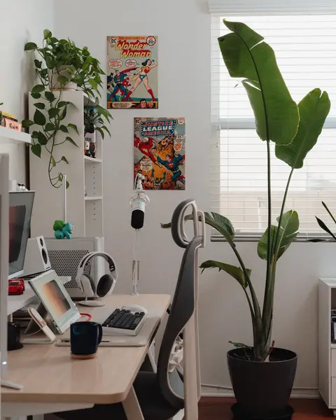 Hope you guys have a blessed one ✌🏾 #desksetup #pcsetup #GamingSetup #homeoffice #officedecor 