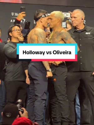 @Max Holloway vs @Charles "do Bronxs" Oliveira for the BMF title. Who do you have for Saturday’s fight at @tmobilearena? 🥊