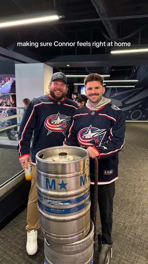 Connor 🤝 Kegs #loveisblind 