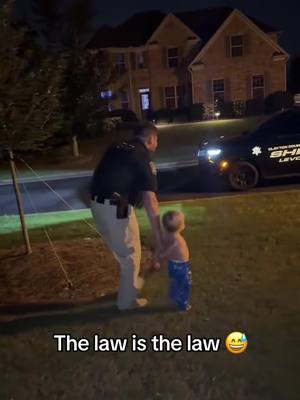 Bye bye 🤣 (🎥:90_day_julian/ig) 