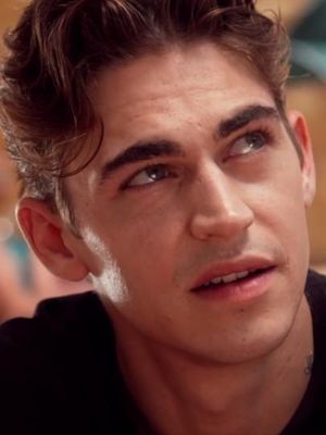 chi ha letto After? 👀 #After5 #HardinScott #HeroFiennesTiffin #BenjaminMascolo #DaVedere