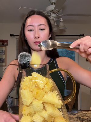 Our favorite day of the week 🍍🍍🍍fruit refill day 🥳 #pineappleasmr #pineapplecutting #pineapplehack #fruitasmr #pomegranategirl 