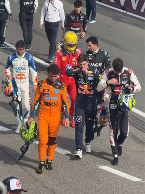 Pit lane becomes a runway #f1 ##formula1##f1tiktok##ausgp##f1drivers