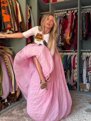 Guess who’s got a new skirt!!!! 🎀🌸💘🩰🍬