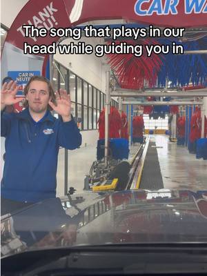 Talk to me, Goose… are we lined up? 