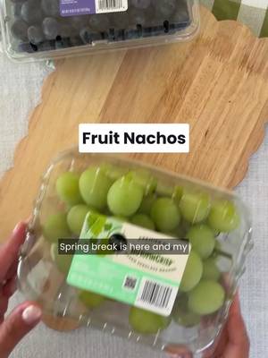 Cut, mix, crunch. Fruit nachos are the spring break treat that disappears fast. 🍍🌈😎 #FruitTok #SnackIdeas #EasyRecipes #FoodVideo #HealthySnacks