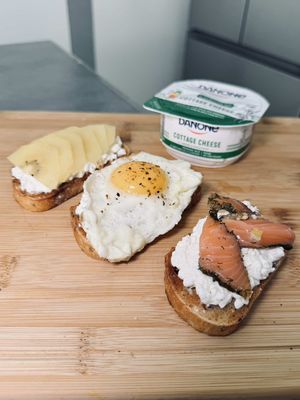 Publicité | Le Cottage Cheese @Danone Yaourt , je l’utilise depuis des années et je ne m’en lasse pas 🤍 Aujourd’hui, c’est 3 tartines super simples protéinées et rapides 😎 #CottageCheeseDanone #CottageCheese Collaboration commerciale Pour votre santé, évitez de manger trop gras, trop sucré, trop salé.