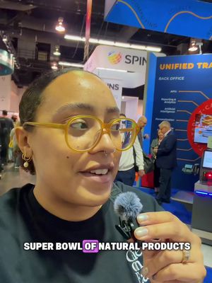 Come with us to #expowest !!! It’s our first time exhibiting here and we LOVED it. We met incredible brands, retailers and tried a lot of exciting new products. What was your favorite part of expo west?