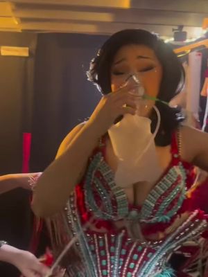 Cardi B posted herself receiving oxygen backstage after a sold out show in Denver 🤯 #cardib #denver #littlemissdrama 
