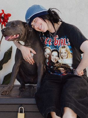 it IS very dear @BILLIE EILISH 🦈🥹 🎥 #BillionsClub on @Spotify 