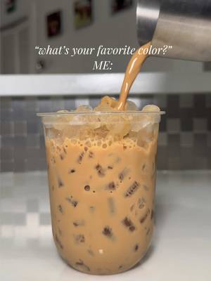 perfection 🤌🏼☕️🤎✨ #coffee #coffeeathome #barista #coffeelovers #icedlatte 