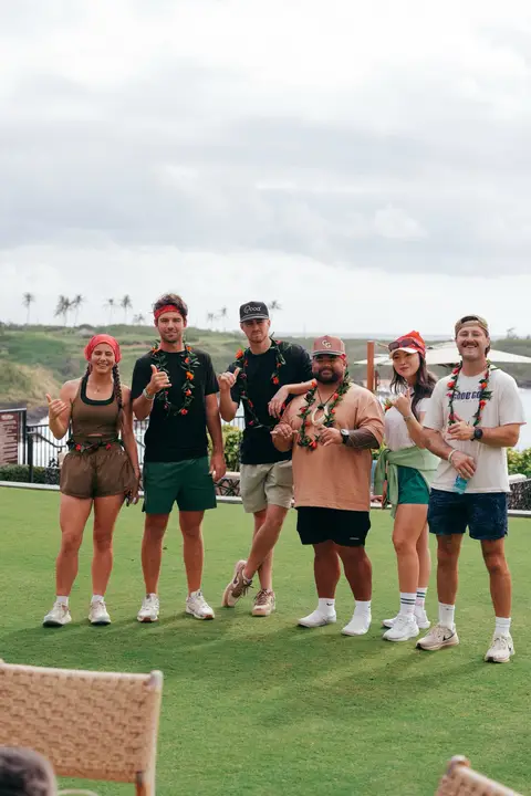 What a week in Kauai with an amazing squad. Unlike any series I’ve ever filmed before. I can’t wait for you guys to see it. For now, Mahalo Hawai’i and we’ll see you next time ✌️🌺🏝️ @Alexis Miestowski @Malosigolf @Tom “Bubbie” Broders @Garrett Clark @Yoonhee Kim @Ben Hadden Golf @ShooterMcGhetti @Marissa Wenzler @Blake Mullen @MattScharff @HadleyWalts @Good Good Golf 