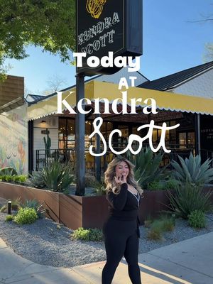 #KendraScottPartner jewelry, glam touch ups, and specialty drinks?? ATX besties stop by @Kendra Scott this weekend treat yourself & get treated!!!  #atx #austintexas #kendrascott #jewlery